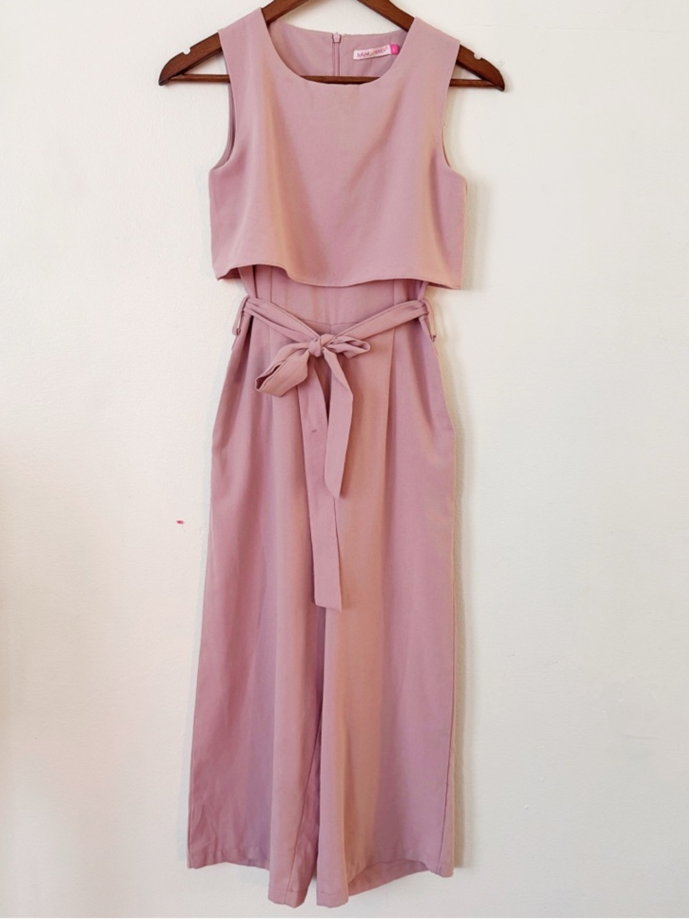 Sleeveless Pink Tie-Waist Jumpsuit